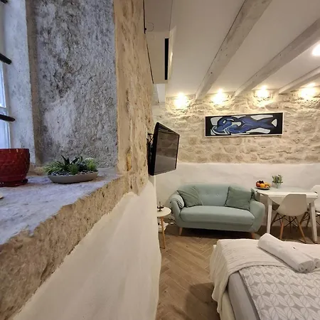 Apartment Luna And Rovinj